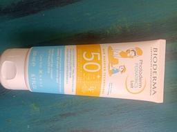 Bioderma Kem chống nắng