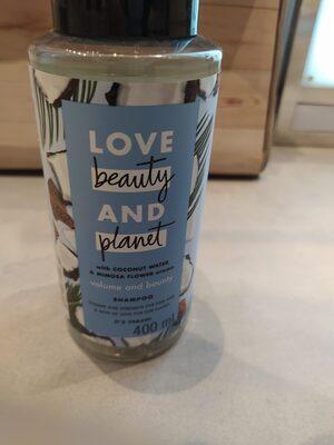 Coconut Water & Mimosa Flower Shampoo