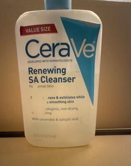 CeraVe Renewing Sữa rửa mặt SA