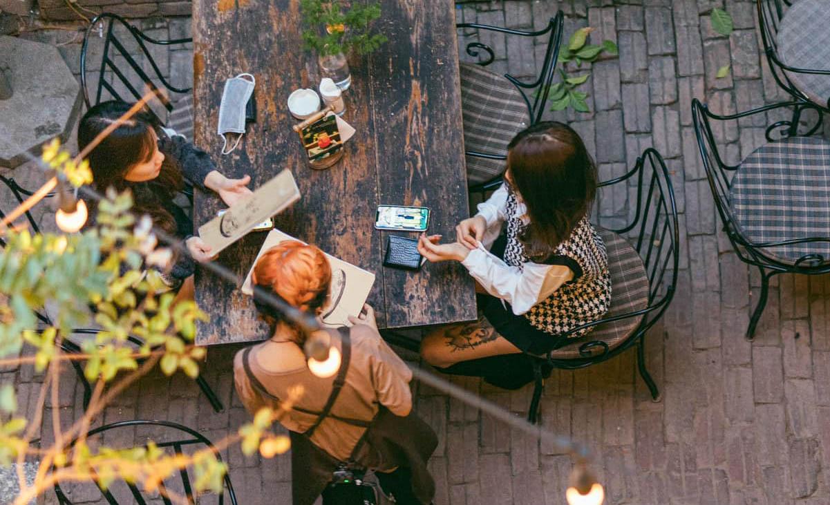 3 quán cafe bán xuyên đêm ở khu trung tâm Hà Nội cho hội cú đêm tụ tập