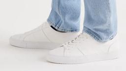 Giày sneakers được làm từ bã nho