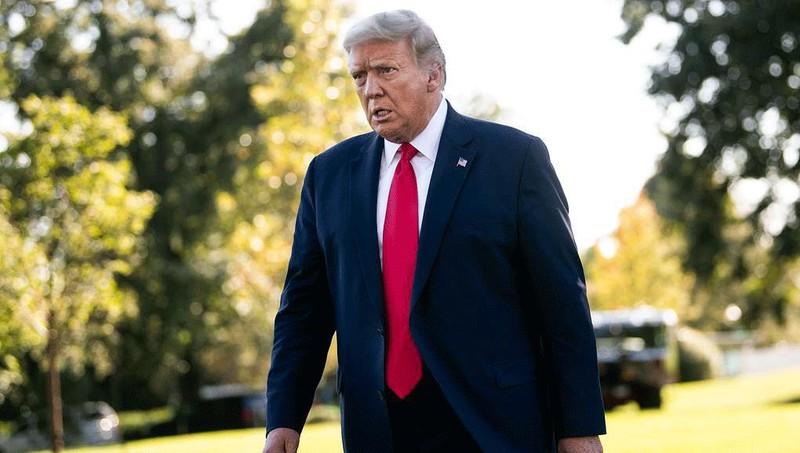 Donald Trump từ chối cam kết chuyển giao quyền lực hòa bình nếu thất cử