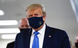 "Karma" trở thành từ khóa thịnh hành trên mạng xã hội vì Trump mắc Covid-19