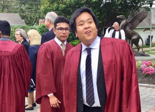 Dân mạng xôn xao khi thần đồng Đỗ Nhật Nam có tài khoản Tinder