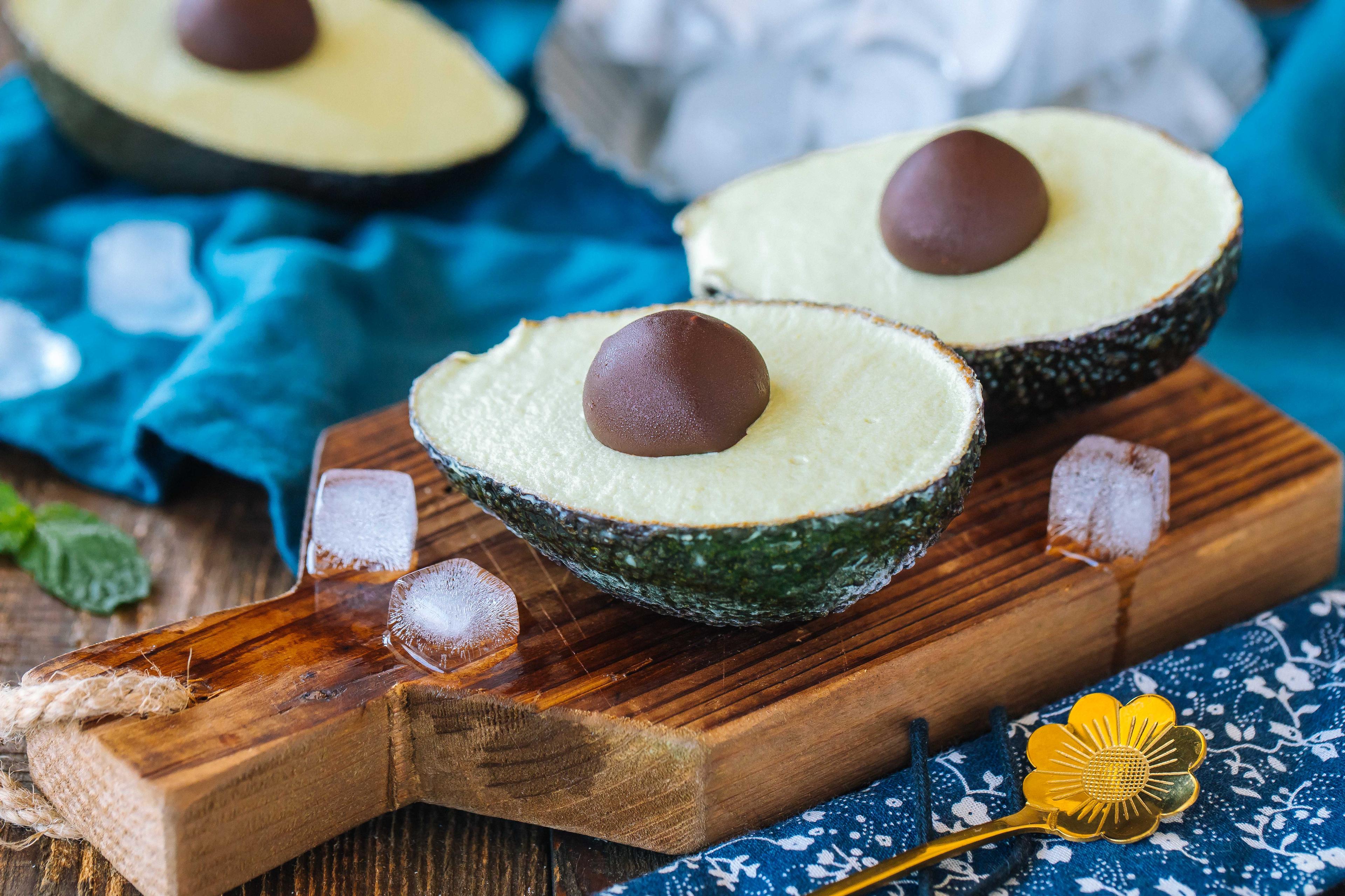 Cách làm kem bơ ngon như ở tiệm để cả nhà ăn dần khi mùa hè đang tới gần