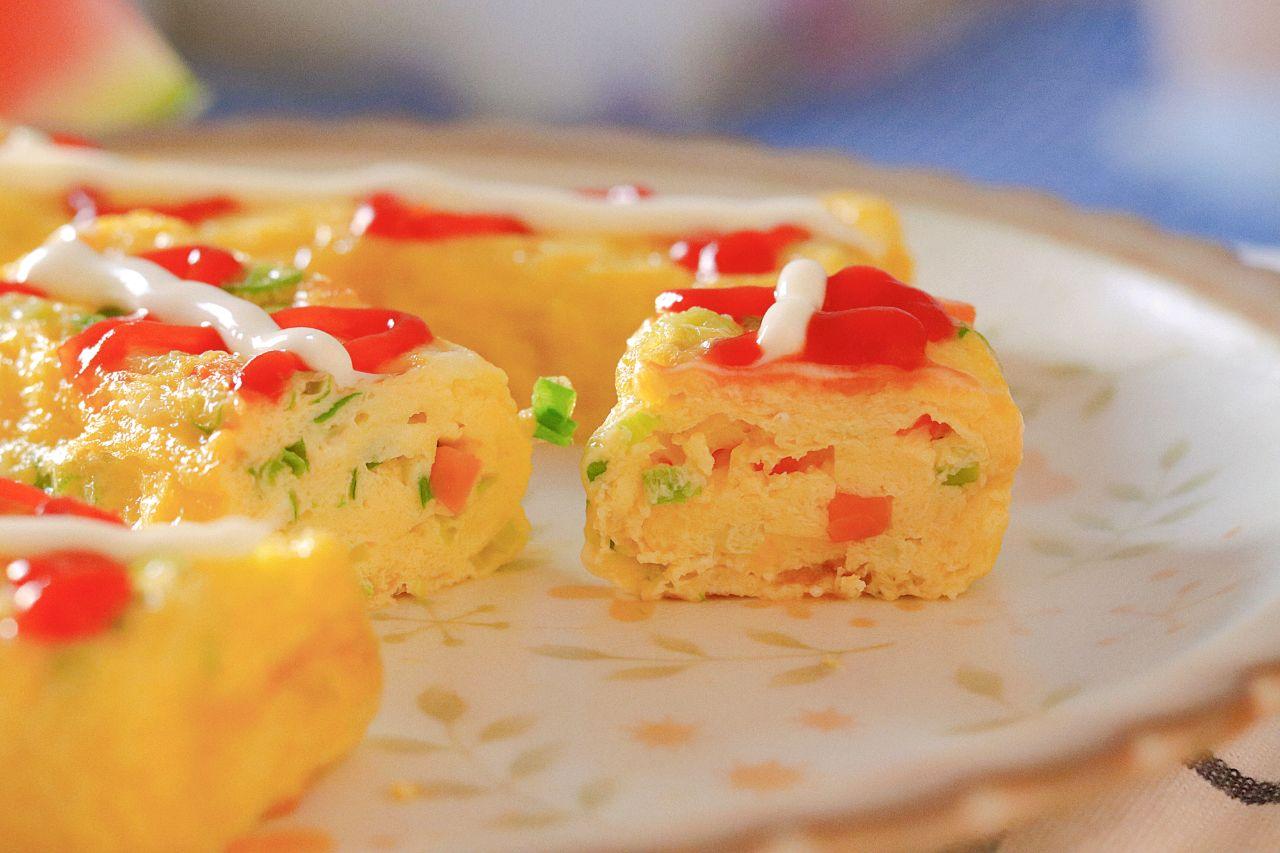 Cách làm trứng cuộn kiểu Nhật thơm ngon mà chỉ tốn 10 phút chế biến