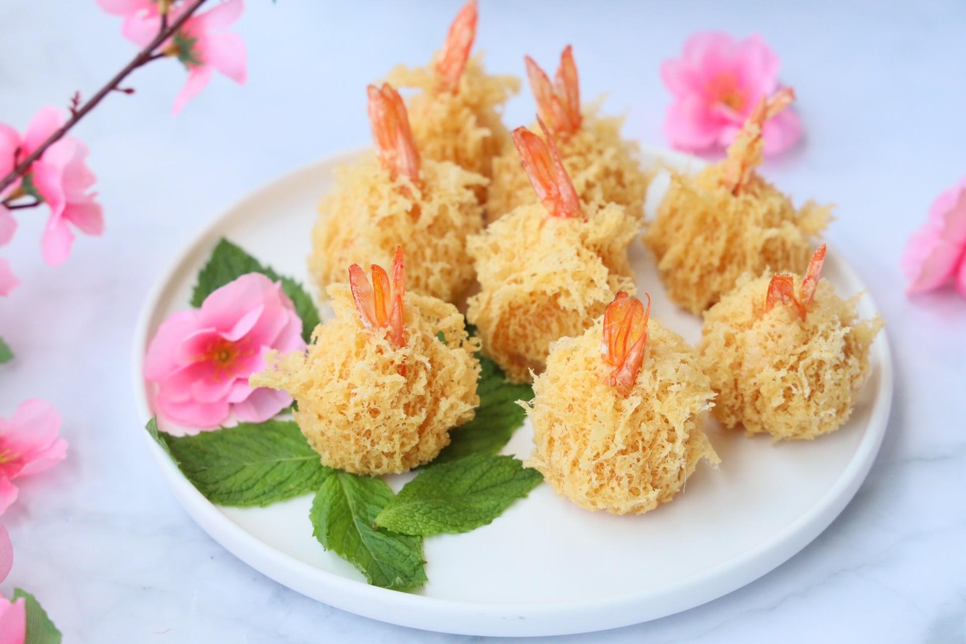 Cách làm tôm chiên tẩm bột ngon đẹp đổi vị chiêu đãi cả nhà