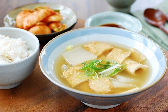 Cách làm súp chả cá Hàn Quốc nóng sốt, ai ăn cũng khen ngon
