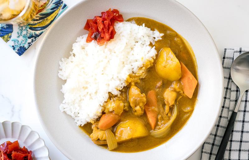 Cách làm cơm cà ri gà Nhật Bản đậm đà ngon miệng
