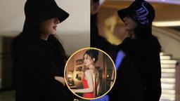 Đẳng cấp Triệu Lệ Dĩnh: Mặc đơn giản, đội mũ che nửa mặt nhưng visual vẫn "đỉnh của chóp"