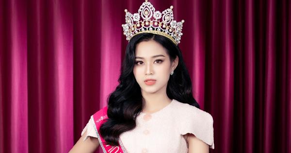 Khán giả mong Đỗ Thị Hà quay về kiểu trang điểm và làm tóc lúc đăng quang