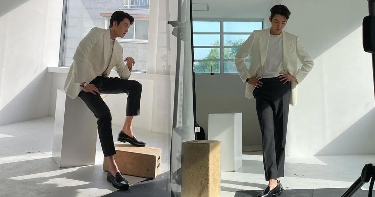 Kim Woo Bin lần đầu lộ diện sau tin cưới Shin Min Ah với hình ảnh chuẩn nam thần