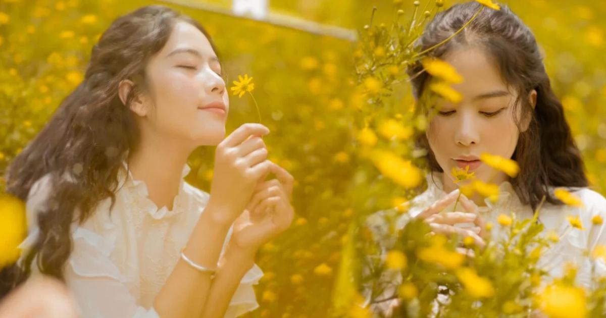 Nam Em khoe vẻ tinh khôi, ngọt ngào hậu tiết lộ tham gia thi Miss Universe Vietnam 2021