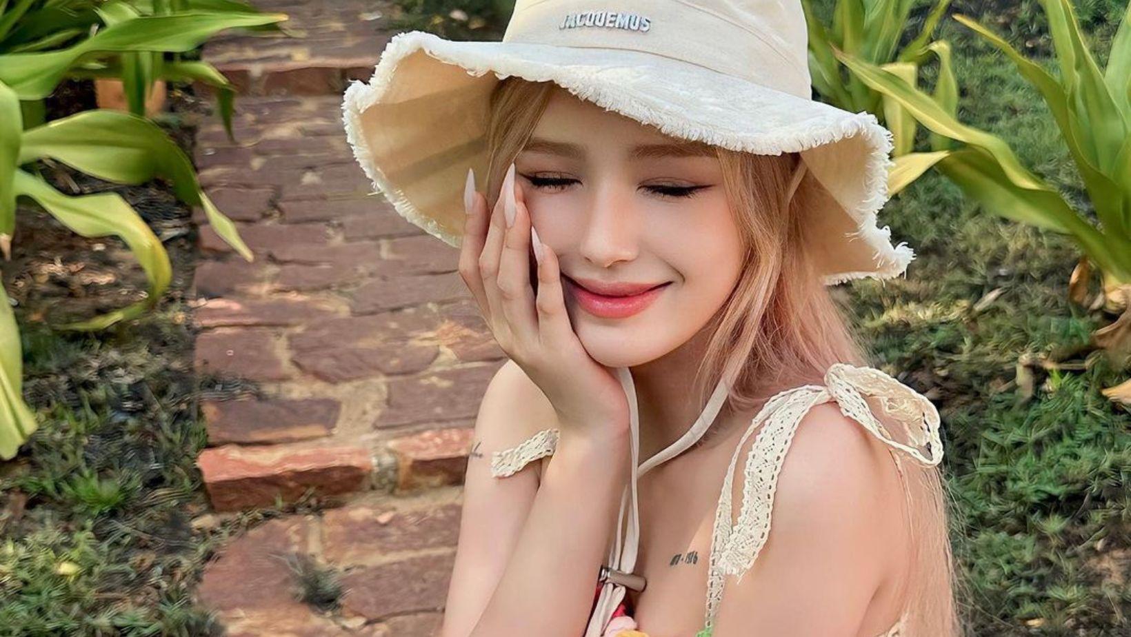 "Đột nhập" biệt thự triệu đô của Xoài Non, phòng thay đồ chất kín đồ hiệu từ quần áo đến phụ kiện