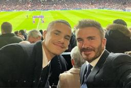 David Beckham 46 tuổi vẫn sở hữu visual bừng sáng, giật hết spotlight của quý tử Romeo
