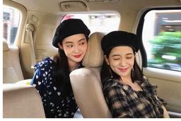 Bạn thân Jisoo có vóc dáng hoàn mĩ như búp bê, đụng hàng với nữ thần Cbiz mà không hề lép vế