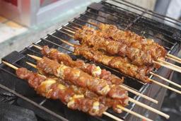 Cách làm bánh mì thịt nướng thơm ngon, hấp dẫn lại đơn giản ngay tại nhà