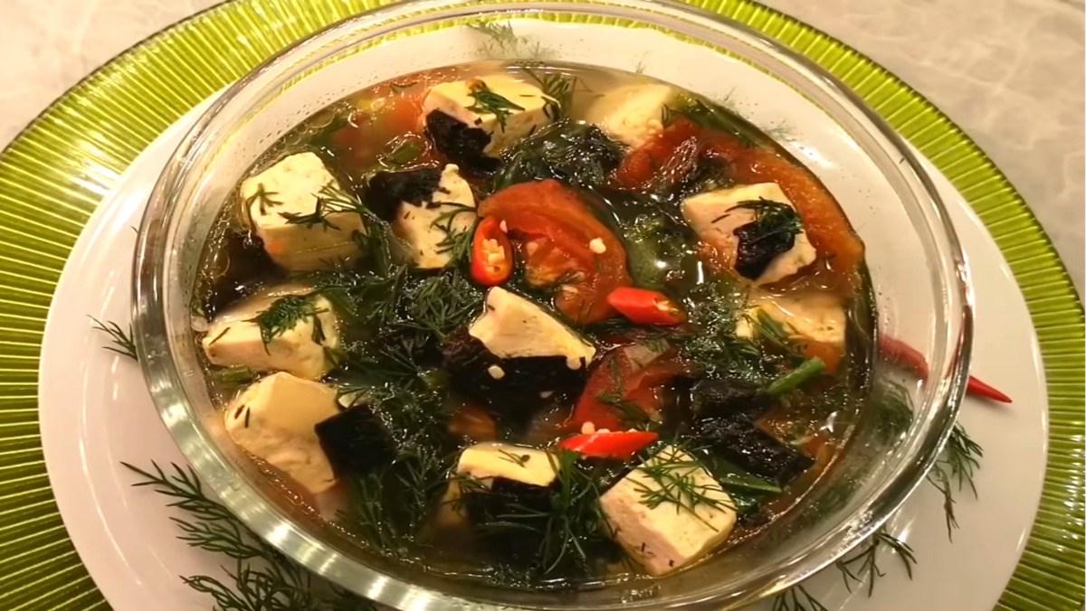 Công thức nấu canh rong biển cà chua ngon miệng chỉ trong vòng 15 phút