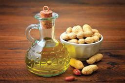 Mẹo bảo quản dầu lạc được lâu, không lo hỏng mà vẫn an toàn cho sức khỏe