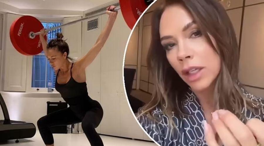 Victoria Beckham sở hữu tấm lưng tuyệt mỹ ở tuổi 48: Bí quyết của bà nội tương lai là đây