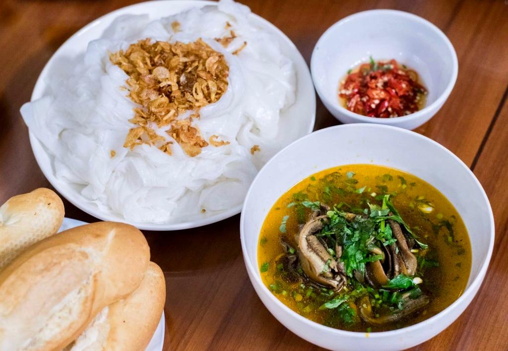 Đến Nghệ An, thử 4 món ngon khó quên chế biến từ lươn