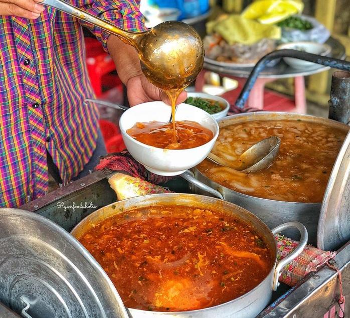 Đến cố đô Huế nếm bánh canh Nam Phổ dân dã mà ngon miễn bàn