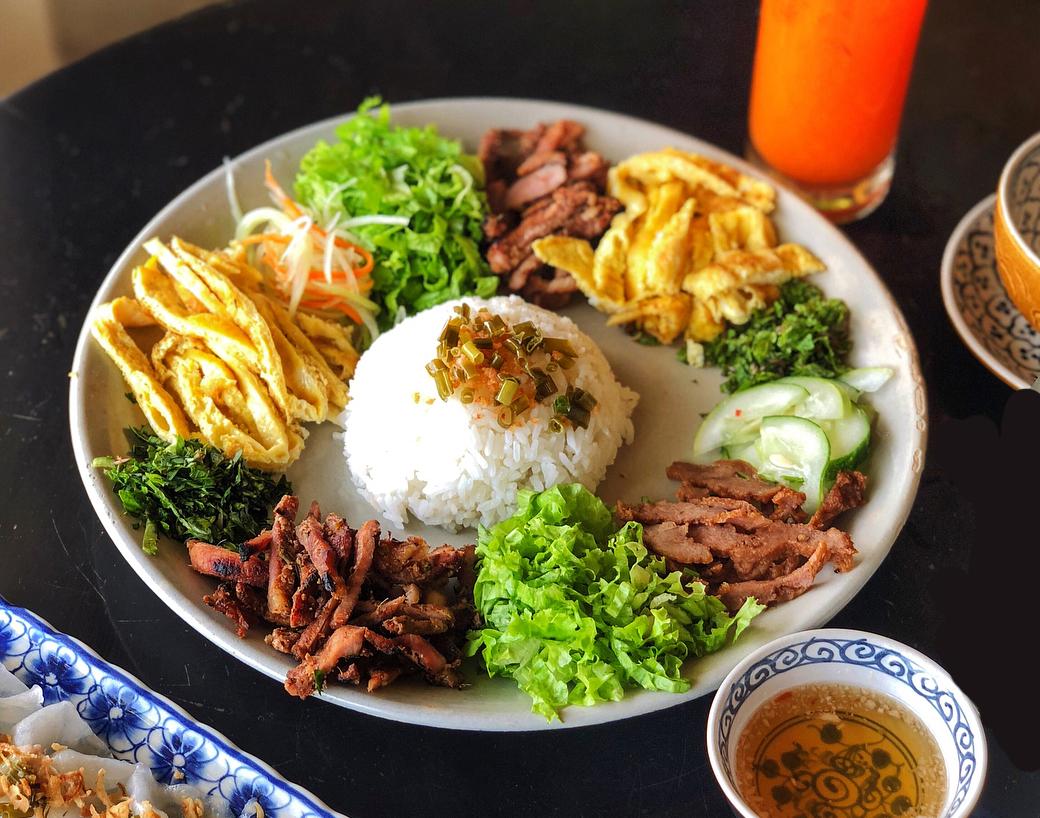 Loạt món đặc sản Việt Nam có tên lạ lùng nhưng ăn ngon miễn bàn