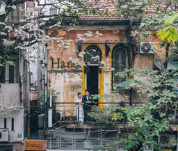 Mùa thu Hà Nội có gì mà khiến người ta thương nhớ đến vậy?