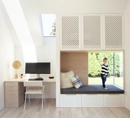 Tận dụng 4 khu vực nhỏ để thiết kế góc làm việc tại gia xinh xắn