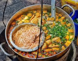 Ăn ná thở ở hẻm 76 Hai Bà Trưng, Sài Gòn với 5 món ngon mà chất lượng