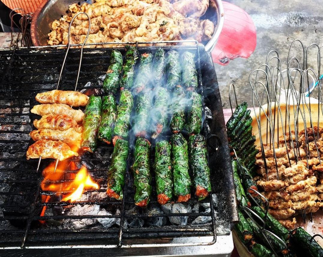 3 quán bò nướng lá lốt ngon mà bình dân, luôn tấp nập khách ở Sài Gòn