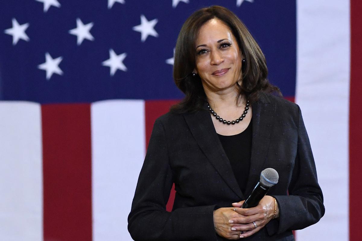 Kamala Harris, nữ nghị sĩ da màu trở thành nữ Phó Tổng thống Mỹ đầu tiên