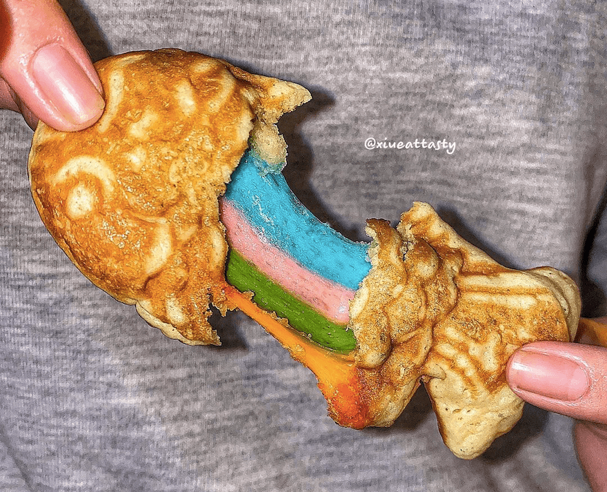 Bánh cá phô mai cầu vồng, món mới cho người mê ăn và yêu màu sắc