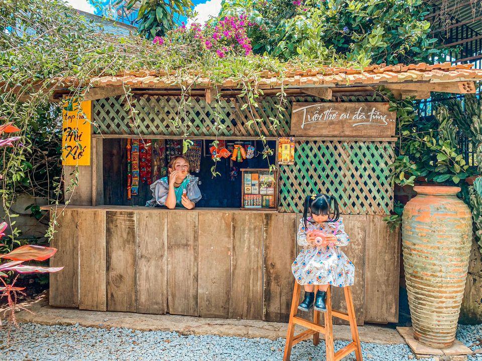 Hồi Nớ, tiệm cơm gia đình ngon rẻ kiêm nơi chụp ảnh siêu xinh ở Đà Lạt