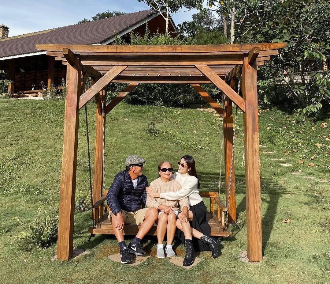 Lat Valley, "ngôi làng cổ tích" Hà Tăng đưa ba mẹ đi chơi riêng ở Đà Lạt