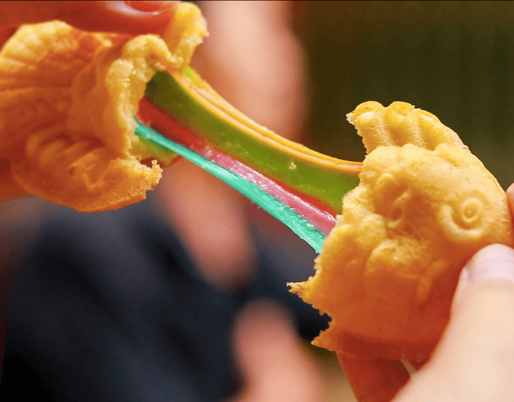 4 món ăn độc đáo của năm 2020 tại Sài Gòn: Màu mè có, dát vàng cũng có luôn