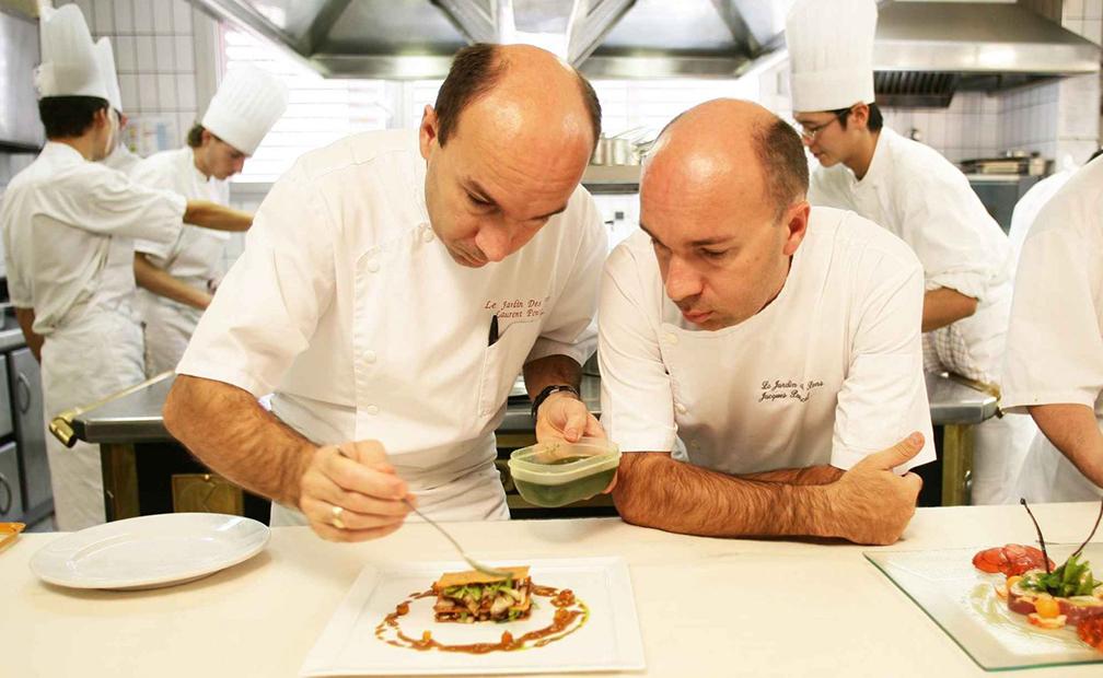 Không cần đi xa, Việt Nam cũng có nhiều nhà hàng gắn sao Michelin danh giá