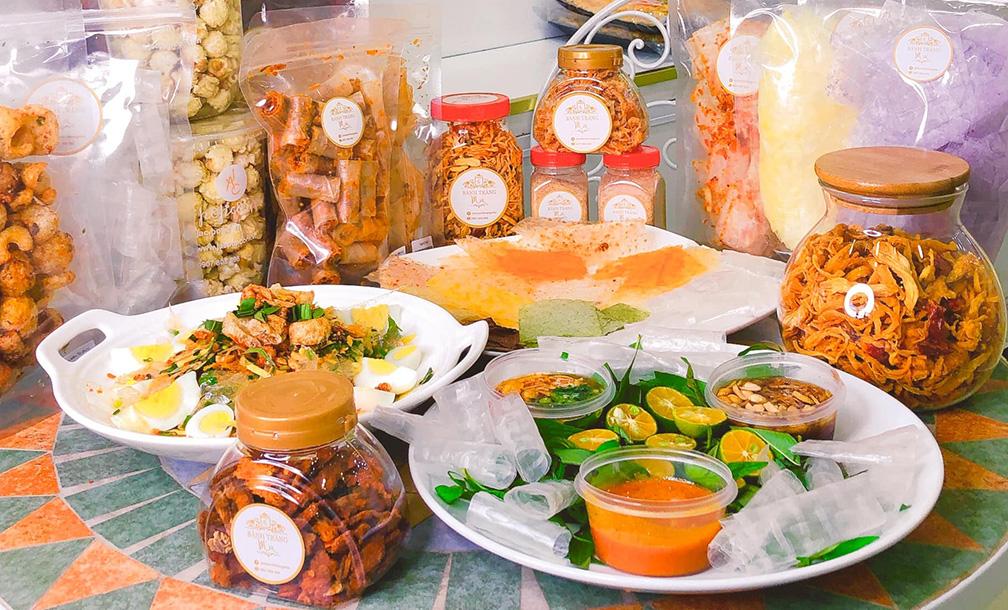 Siêu thị bánh tráng độc đáo khiến người bánh tráng nức lòng tại Sài Gòn
