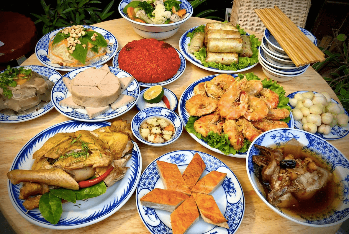 3 địa chỉ đặt cỗ Tết ngon ở Hà Nội cho chị em thảnh thơi mà vẫn đủ món