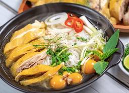 Cách làm món phở gà siêu dễ ngay tại nhà cho cả gia đình