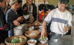 Bánh mì Madam Khánh và phở Bát Đàn lọt top 50 nhà hàng ngon nhất châu Á