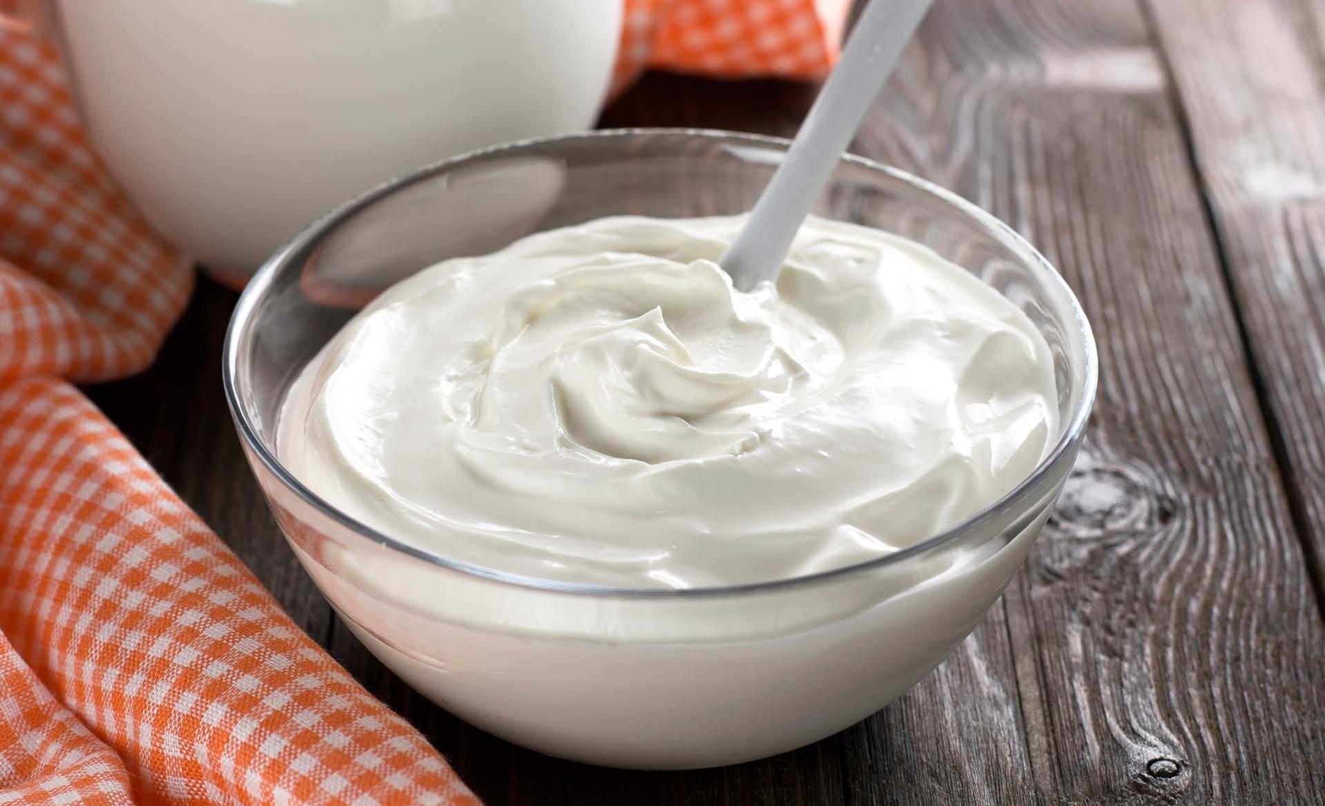 Sữa chua Hy Lạp và sữa chua thông thường khác nhau thế nào?