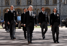 Chùm ảnh tang lễ hoàng thân Philip: Hoàng tử Harry và William lần đầu xuất hiện cùng nhau kể từ khủng hoảng Megxit