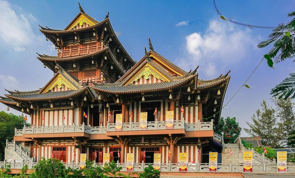 Tu viện Khánh An ngôi chùa mang kiến trúc Nhật Bản đẹp nức tiếng ở Sài Gòn