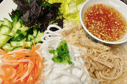 Cách làm bánh tằm bì ngon, dai mềm chuẩn vị miền Tây tại nhà