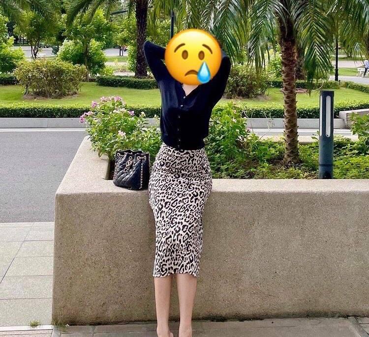 T.V. có động thái đầu tiên sau khi Jack lên tiếng nhưng coi cô như vô hình