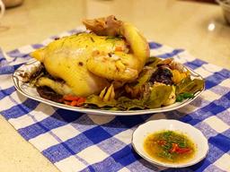 Gà hấp lá chúc, món gà quen mà lạ, khi thử dễ ghiền của An Giang