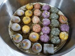 Songpyeon, món bánh nửa vầng trăng nhất định phải có trong Tết Trung thu ở Hàn Quốc