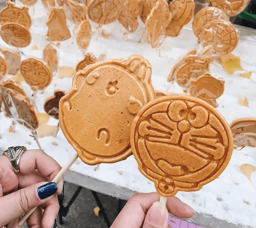 Kẹo Dalgona: Món ăn đường phố dần mai một của Hàn Quốc trở thành thử thách trong Squid Game