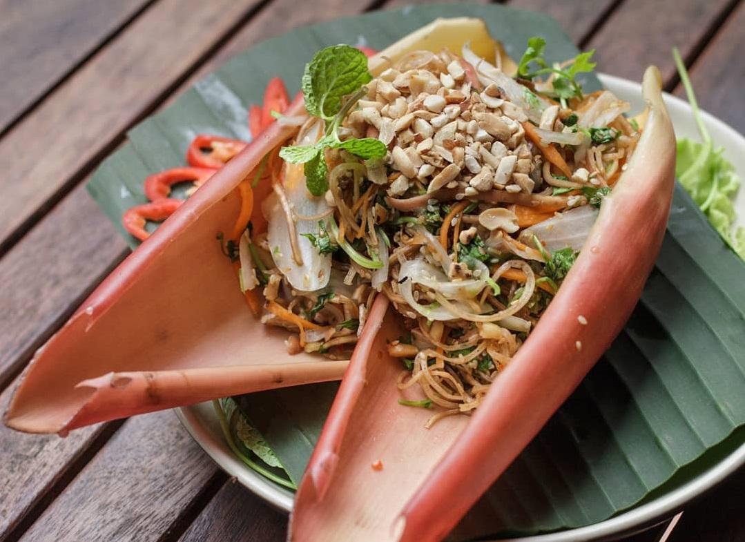 Hoa chuối làm món gì ngon? Học ngay 10+ món ngon từ hoa chuối cho bữa cơm thêm phong phú